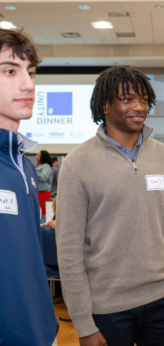 Unity-Dinners-Two-Attendees-Standing